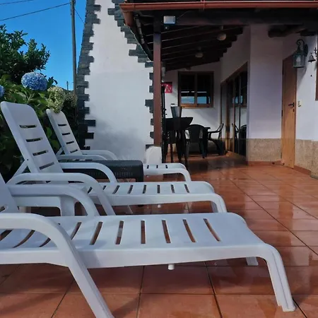 Casas Medina * Agulo